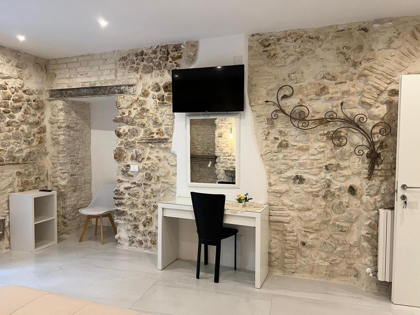 Bed and Breakfast Il Viandante Sulmona Exterior foto
